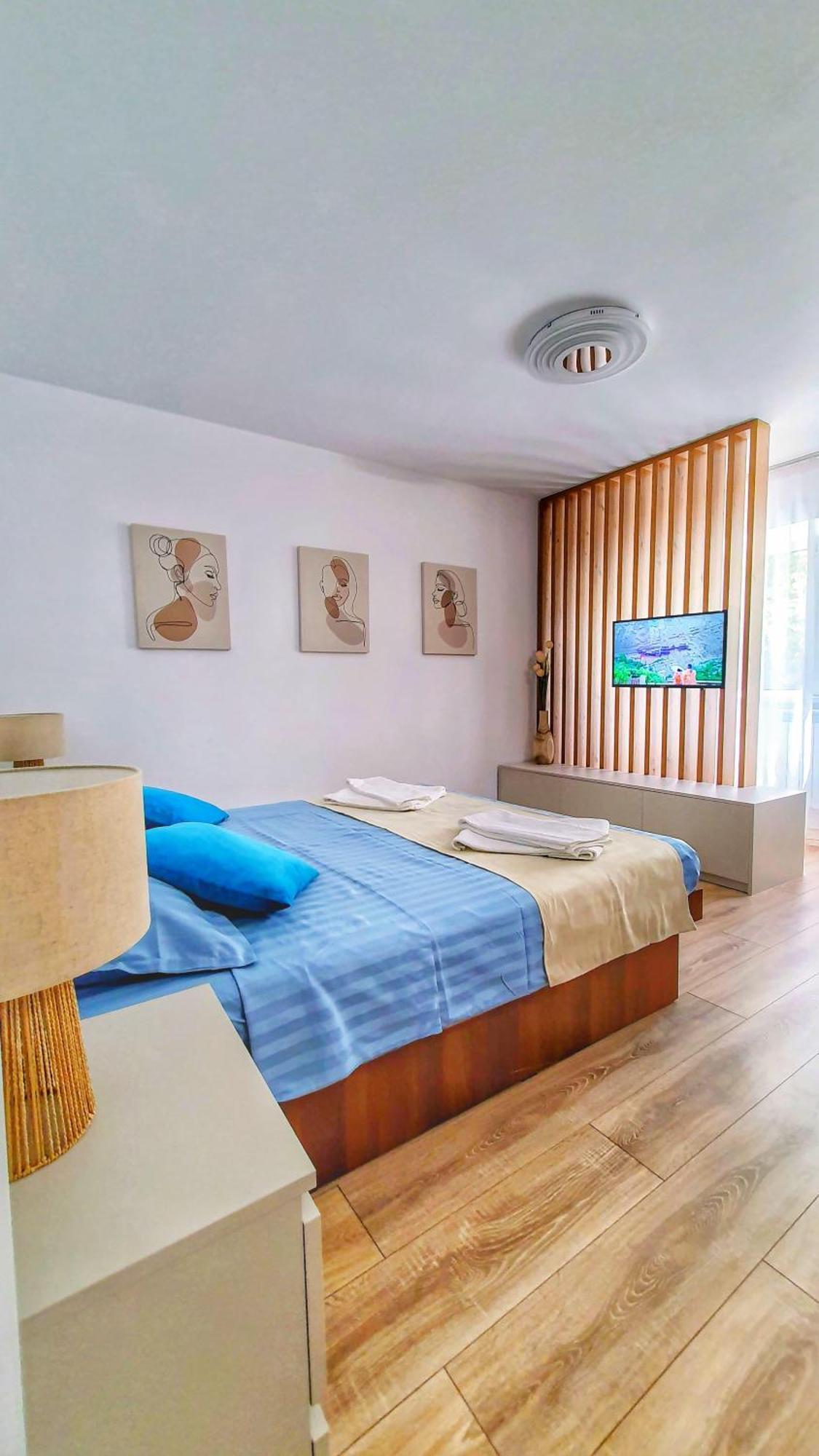 Central Luxury Apartment ヤシ エクステリア 写真