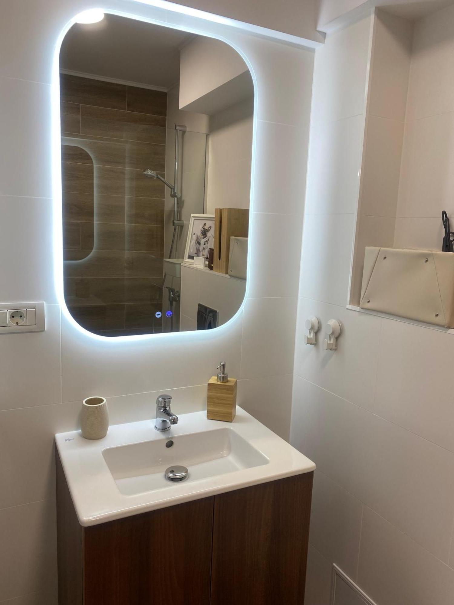 Central Luxury Apartment ヤシ エクステリア 写真